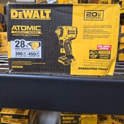 DEWALT ATOMIC 20V MAX* 3/8 in. Cordless Impact Wrench with Hog Ring Anvil (Tool Only) (DCF923B)