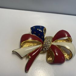 Vintage Joan Rivers Signed Gold Tone , Enamel. Patriotic Bow Brooch