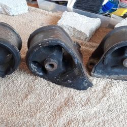 92 - 95 HONDA CIVIC LX D - SERIES ALL 3 MOTOR  UNDER MOUNT USED GOOD WORK $85.