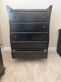 Modern Black 5-Drawer Accent Chest