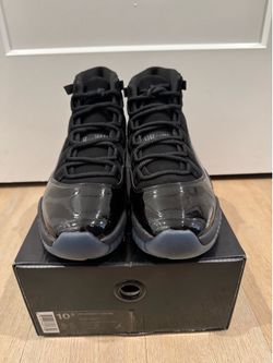 Retro 11 Cap N Gown Size 10.5