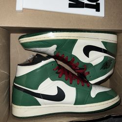 Jordan 1 Mid “Pine Green”🌲🍃