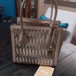 Michael Kors Purse Leather Bag Beige, Gold & Silver $55 OBO 