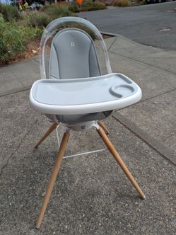 Munchkin 360 cloud high chair highchair