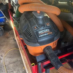 Rigid Vacuum Shop Vac 