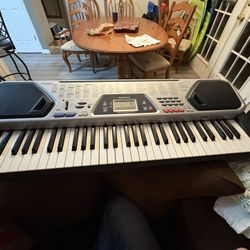 Electric Keyboard 