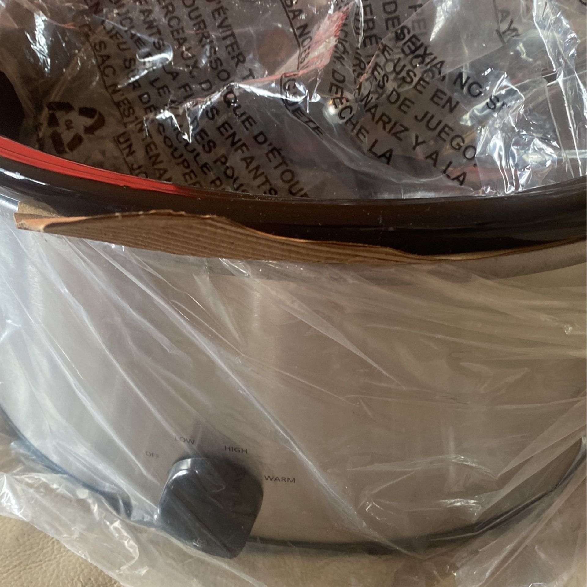 Slow Cooker Often On Switch Three Temperatures Low Warm High