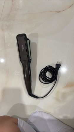 Remington Wet 2 Straight Ceramic Hair Straightener 1 5/8" Flat Iron S7231-S