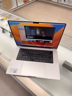 MacBook Pro M1 Pro 512gb 32RAM 16”