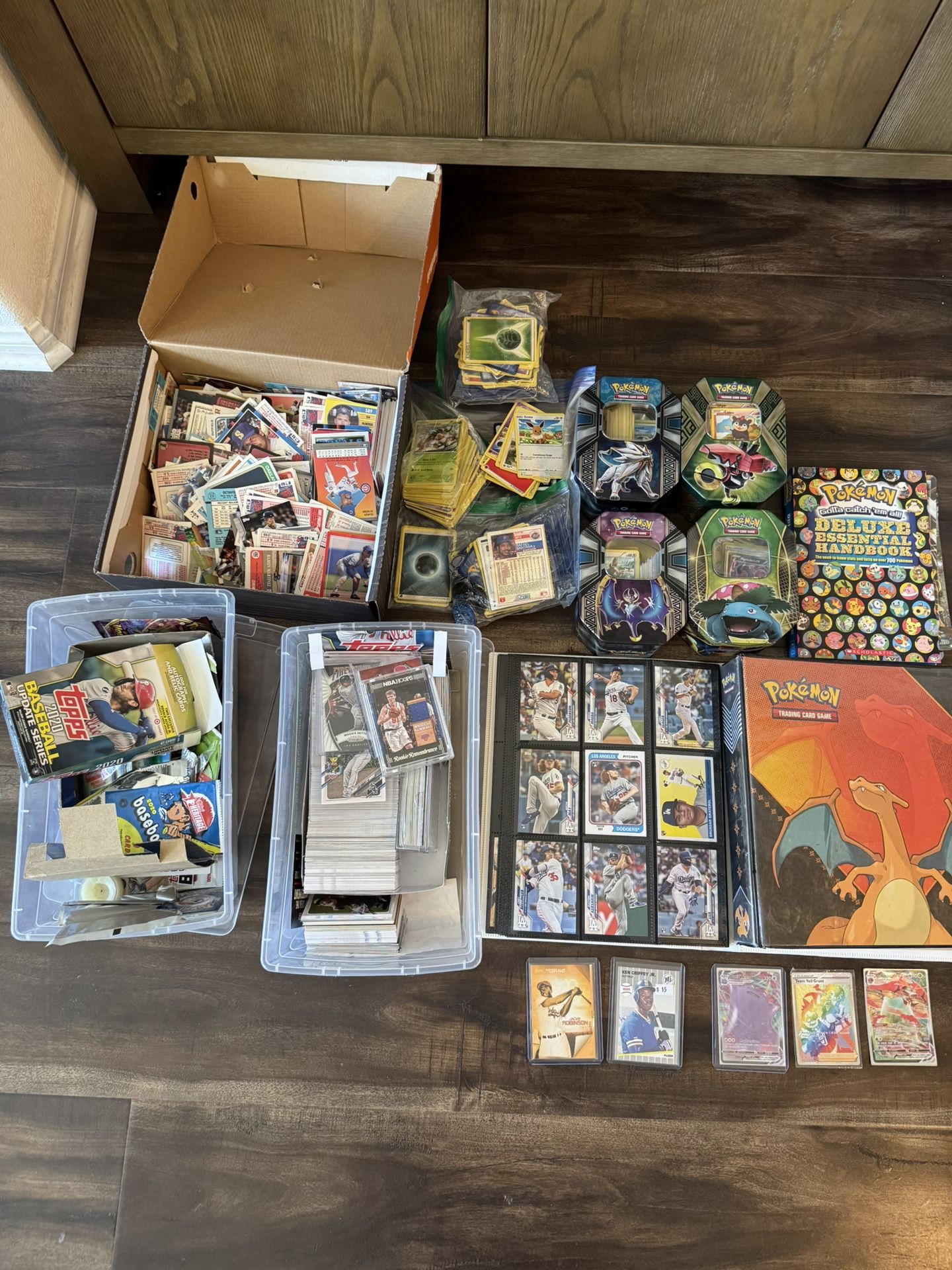Pokémon/Baseball/Sports Cards