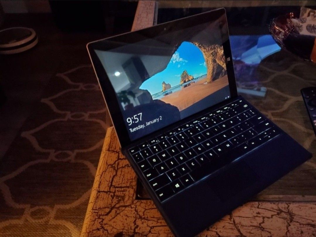Surface Go 3