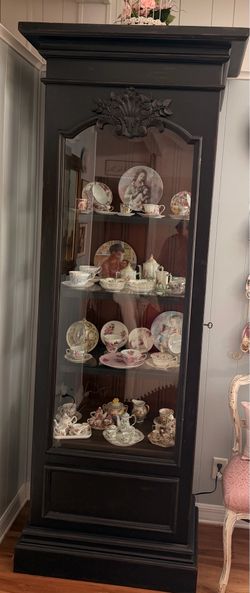 Elegant Black Curio Cabinet with Interior Light