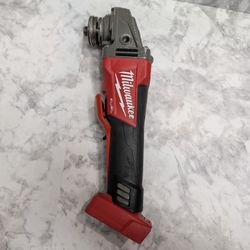 Milwaukee M18 FUEL 4-1/2 in./5 in. Grinder w/Paddle Switch