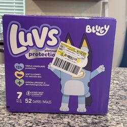 Luvs Bluey Diapers Size 7 