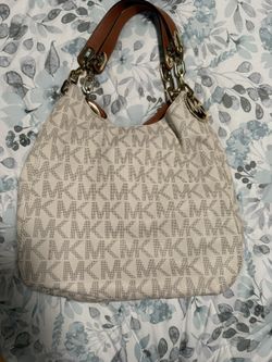 Michael Kors Purse With Wallet
