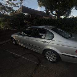 2005 BMW 325 E46 Automatic (or Send Car Trades)