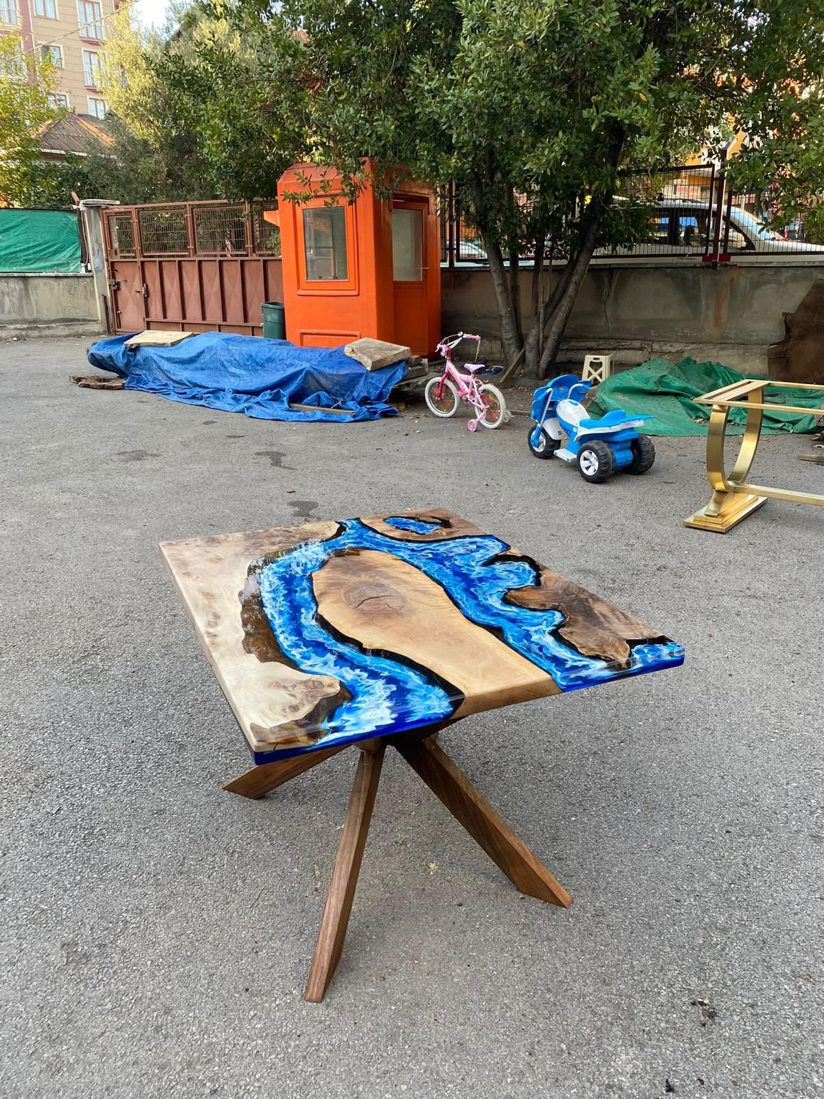 Epoxy Walnut Dinning Table 45x35”