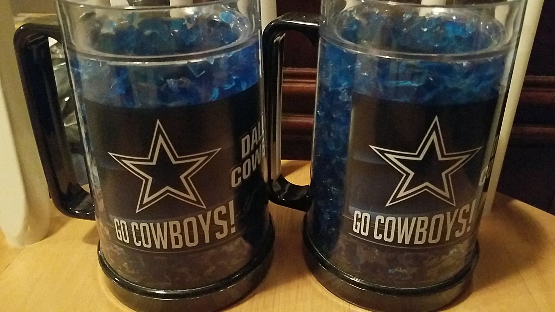 DALLAS COWBOY FREEZER MUGS