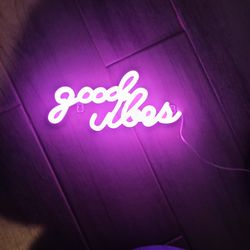 Good Vibes Light