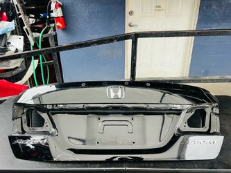 Honda accord 2016-2017 trunk lid Oem