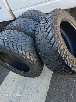 4 used tires  Lt35x12.50r20  Fuel Gripper MT $250.00

FIRM PRICE, FIRM PRICE 
PLEASE DON'T ASK FOR DICOUNT
POR FAVOR NO PREGUNTE POR DESCUENTO