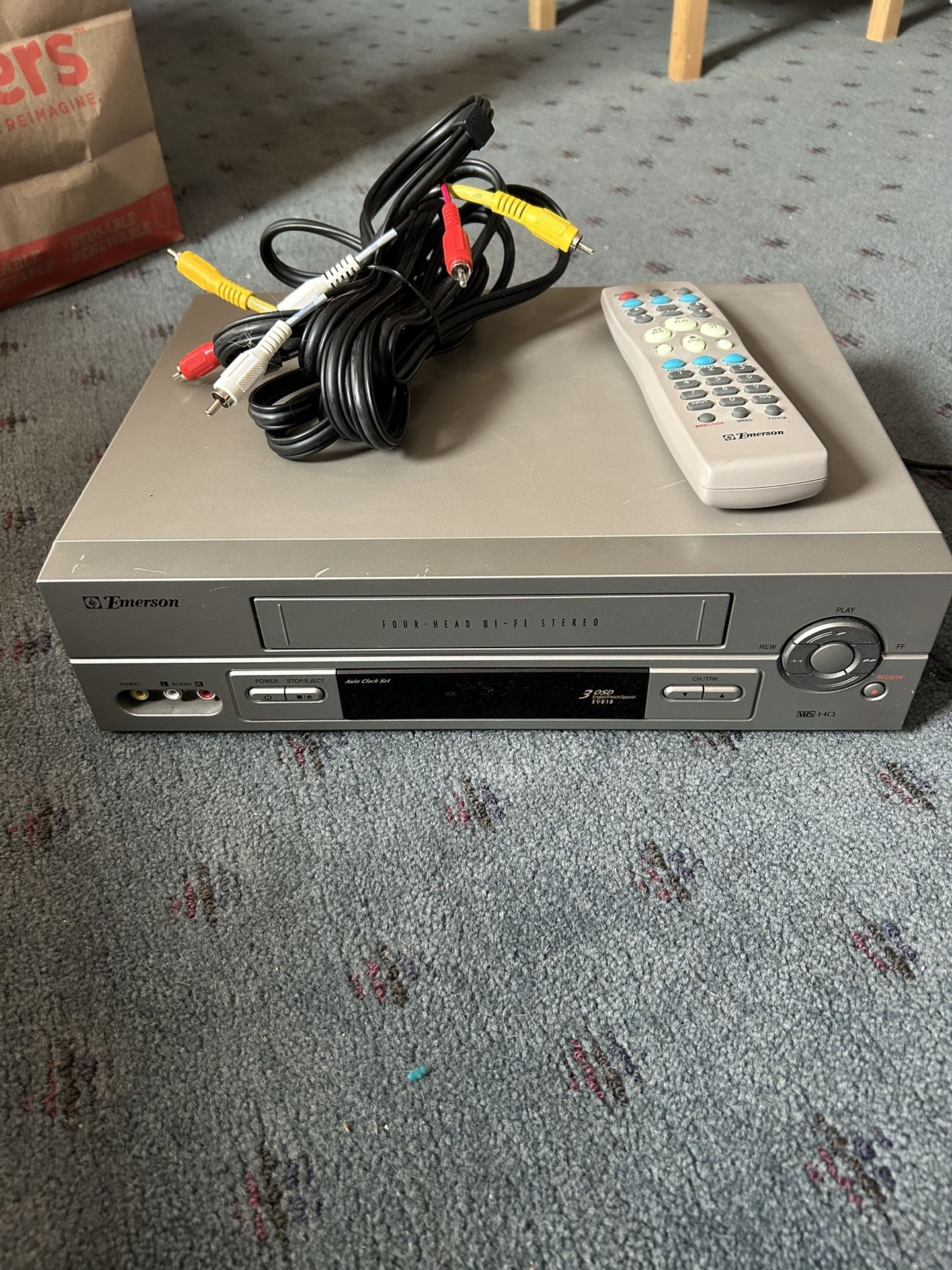 Emerson stereo VCR EV818 4-Head with original REMOTE Tested & Working VHS tape player