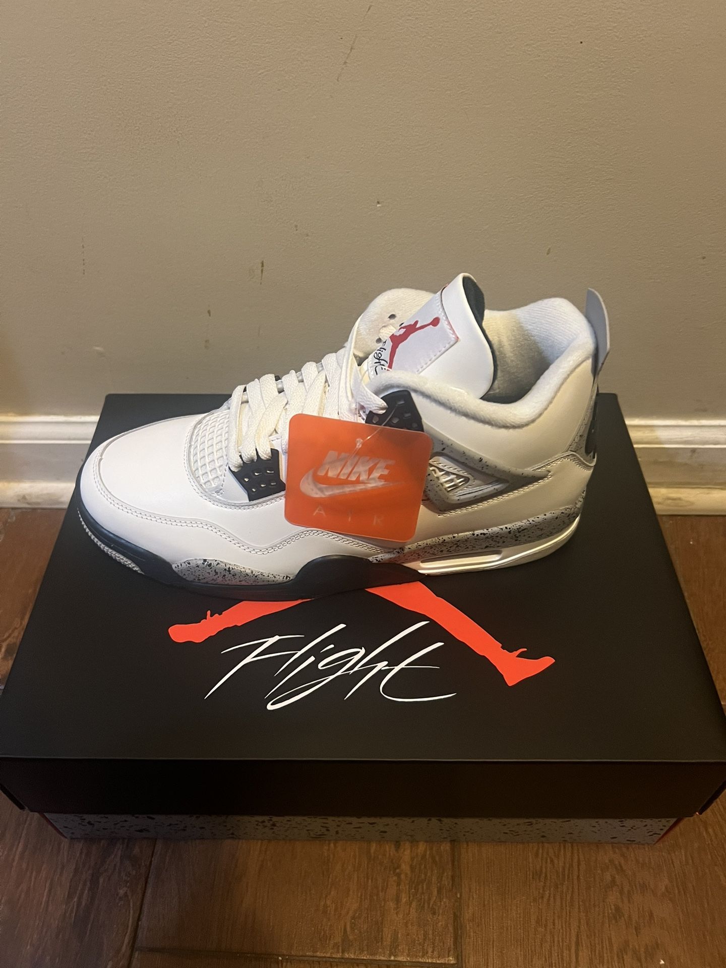 Nike Air Jordan 4 Retro White Cement