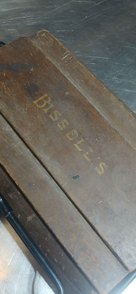 Antique Bissell Sweeper.. (Works!)