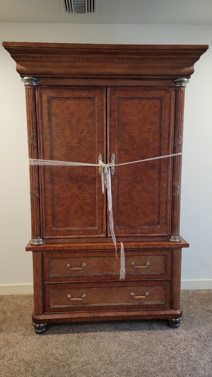 Cabinet Entertainment Armoire 