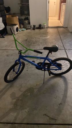 Magna Powerslide 20-inch BMX Bike