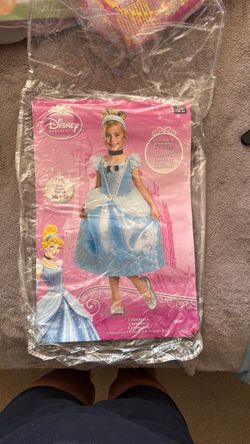 Costume