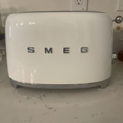 White 2 Slice Retro Toaster