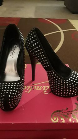 Heels size 7