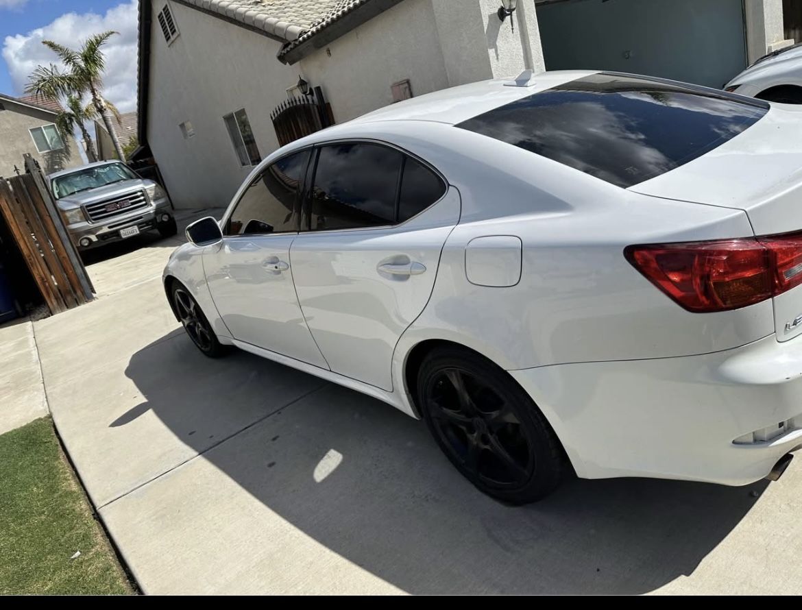 Lexus Is250