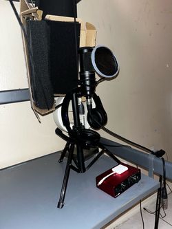 Condenser Microphone Recording Bundle with Audio Interface