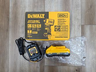 NEW DeWalt 20V Brushless 1/2" Stubby 4-Speed Impact Wrench Kit