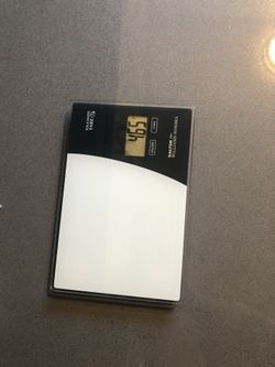 Williams Sonoma digital kitchen scale