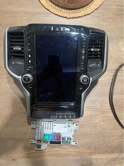 Ram 1500 12” touch screen