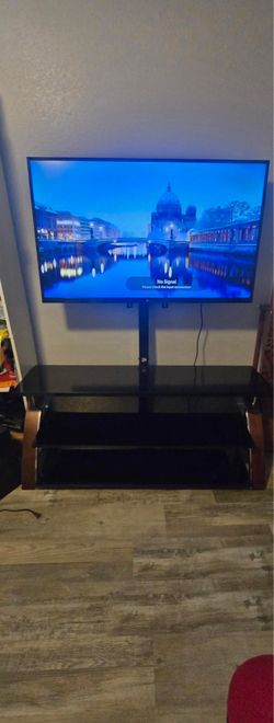 Entertainment center LG tv and mount