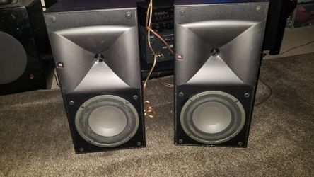 JBL speaker