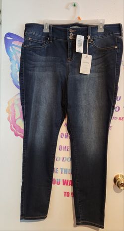 NWT TORRID JEANS 