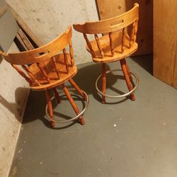 2 Wooden Swivel Bar stools 