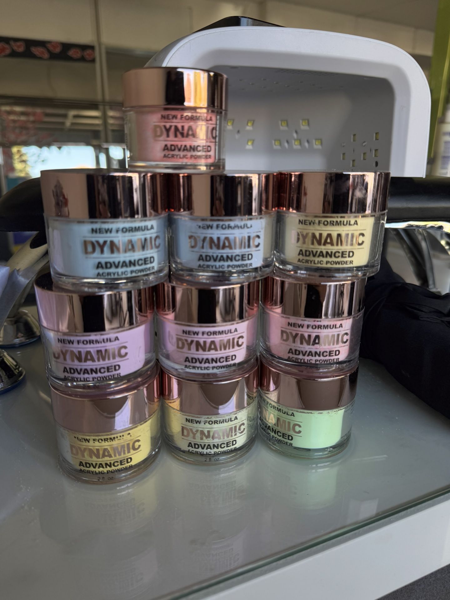 DYNAMIC ACRYLIC POWDERS