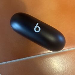 Beats solo buds (CLEANED AND SANITIZED)