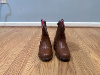 Toddler boots size 7