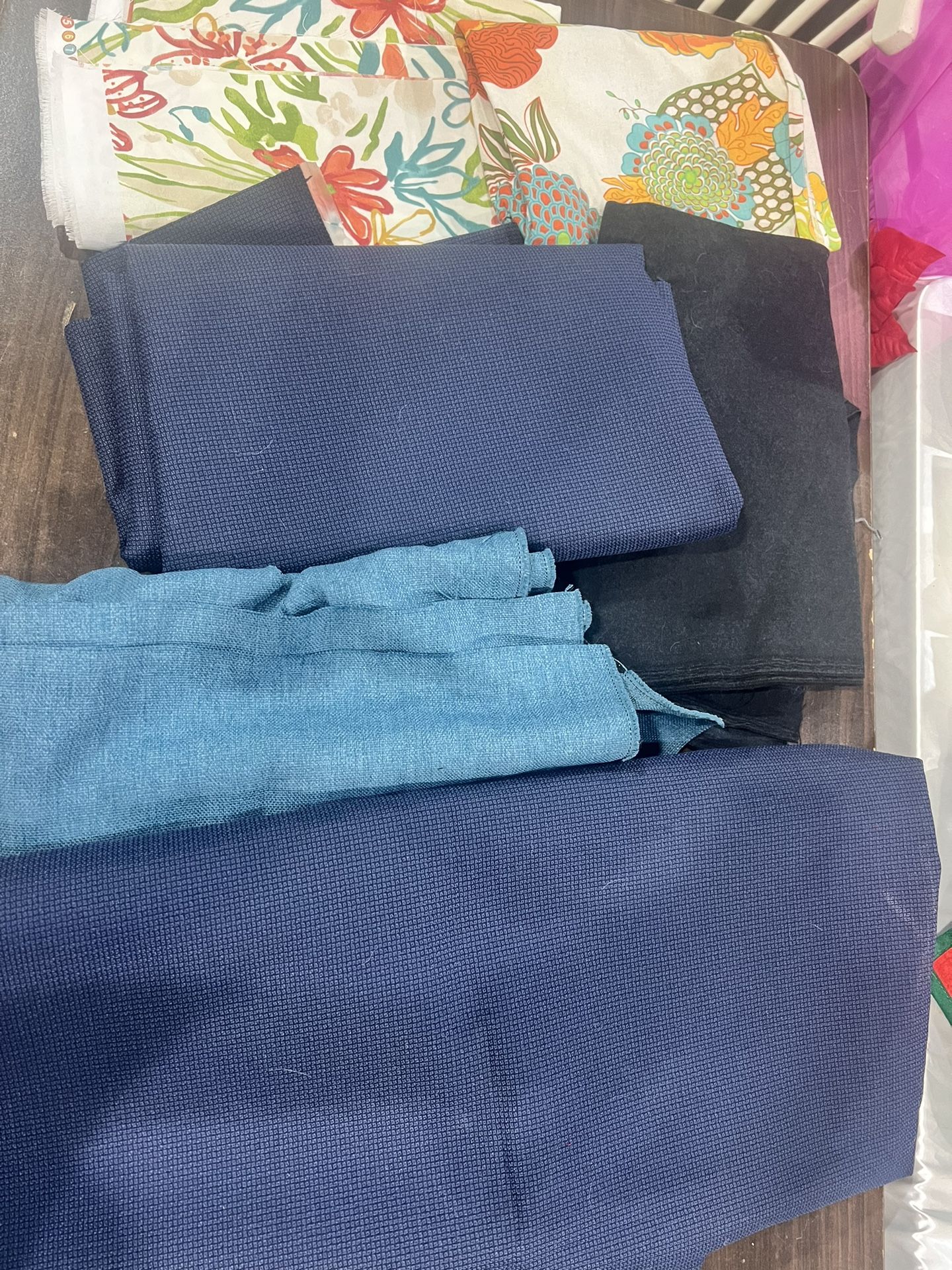 Lots of fabric $3 per yard COME CHECK OUT OUR WAREHOUSE IN WILLOW GROVE 