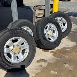 Toyota Tundra Rims And Tired 265 /70 /16
