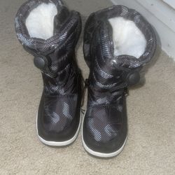 Snow Boots 