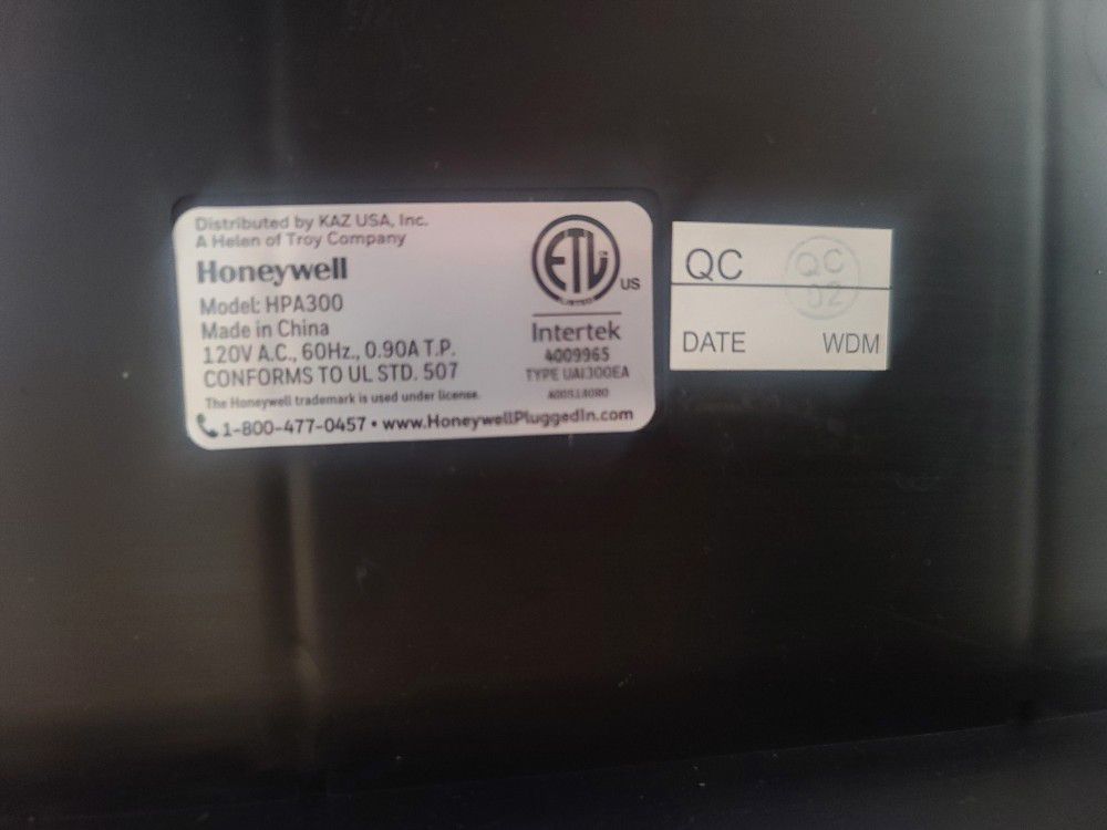 Honeywell HPA300 HEPA Air Purifier, Airborne Allergen Reducer for Large Rooms (465 sq ft)