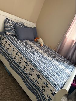 Full bed